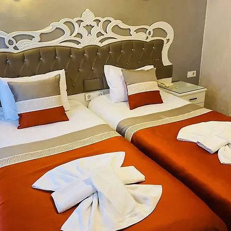 Deluxe Newport - Old 3* Istanbul