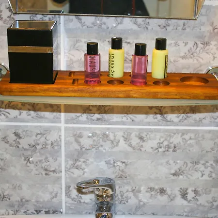 Hotell Deluxe Newport - Old Istanbul