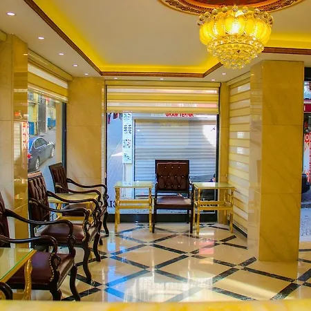 Deluxe Newport - Old Hotell