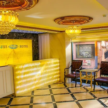 Hotell Deluxe Newport - Old