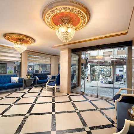 Hotell Deluxe Newport - Old 3*