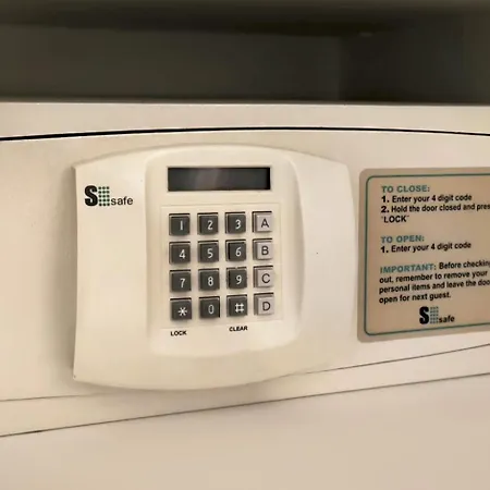 Hotel Deluxe Newport - Old 3*