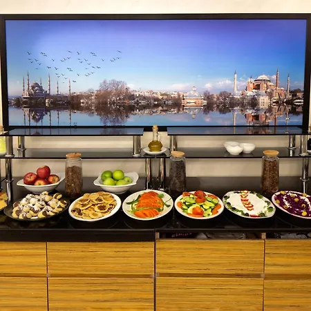 Deluxe Newport - Old Hotel Istambul