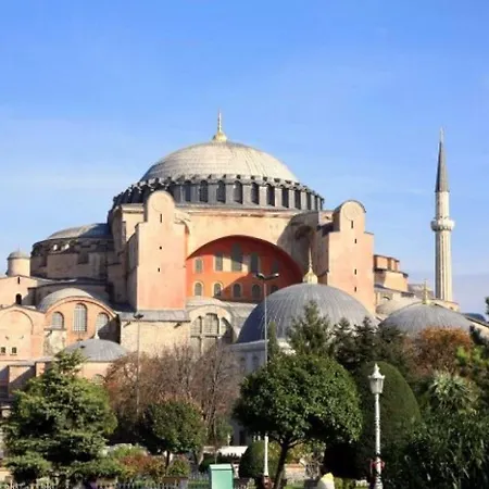 Deluxe Newport - Old Istambul