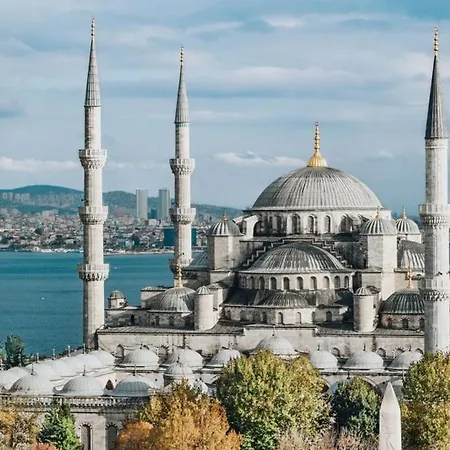 Hotel Deluxe Newport - Old 3*