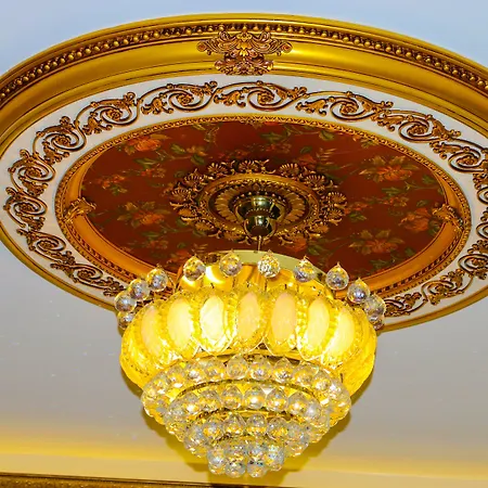 Deluxe Newport - Old