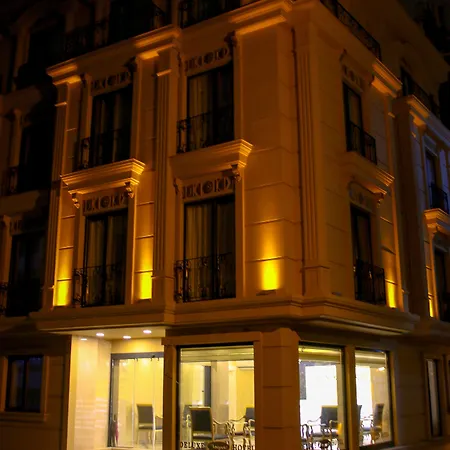 Deluxe Newport - Old Hotel Istambul