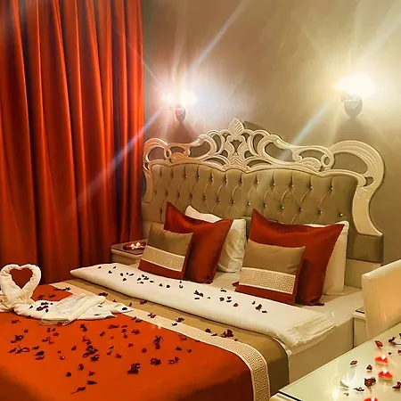 Hotel Deluxe Newport - Old 3*