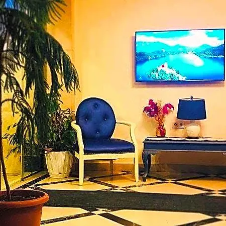 Deluxe Newport - Old 3* اسطنبول