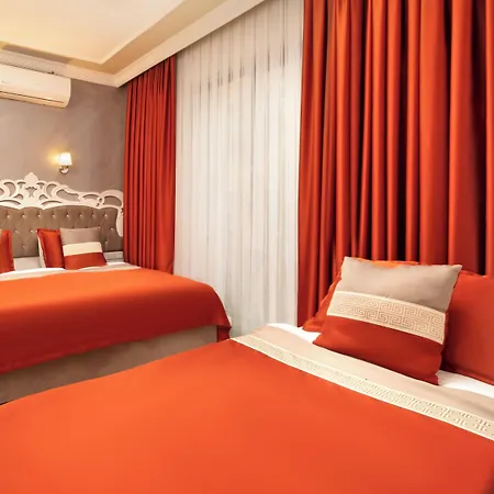 Deluxe Newport - Old Hotel 3*